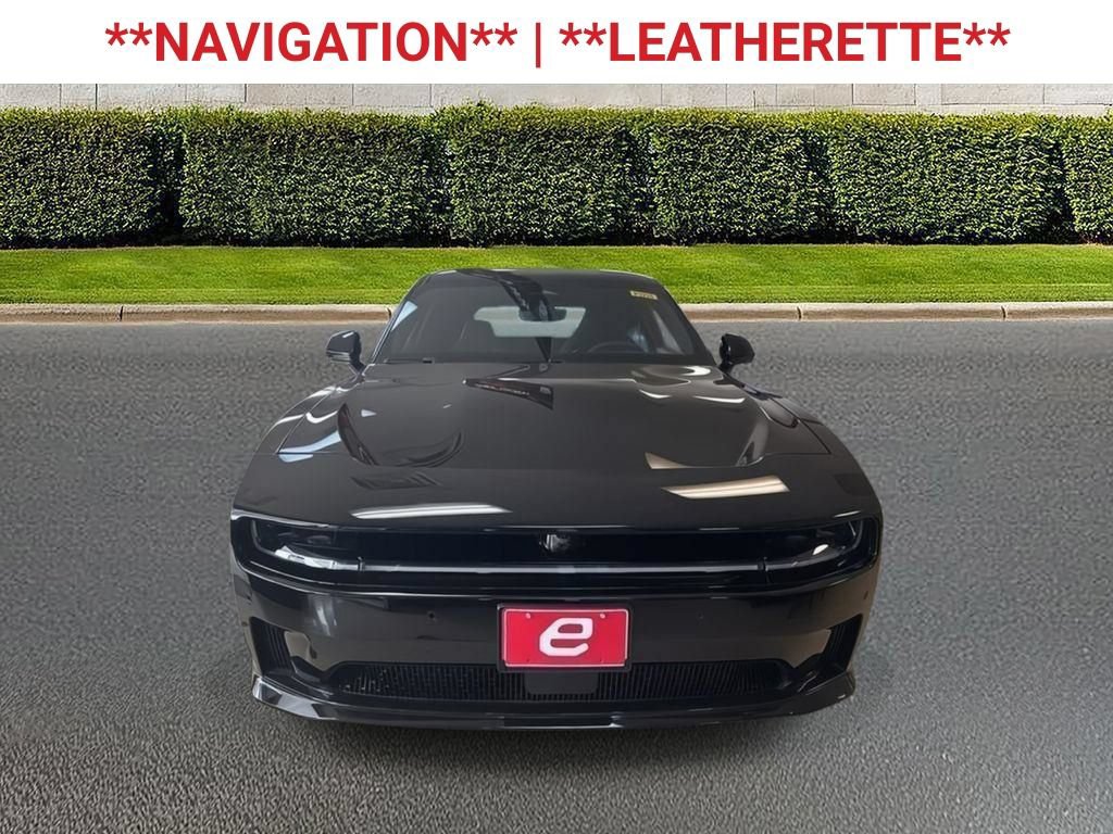 Used 2025 Dodge Charger Daytona Scat Pack w/ Track Pack AWD/4WD image 2