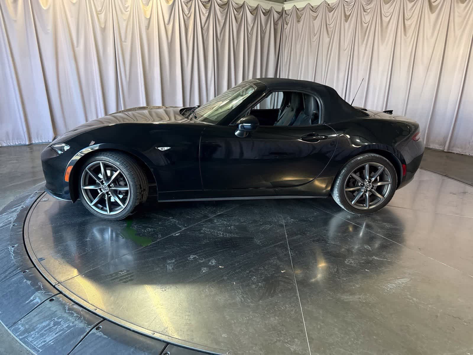 Used 2016 MAZDA MX-5 Miata Grand Touring RWD image 8