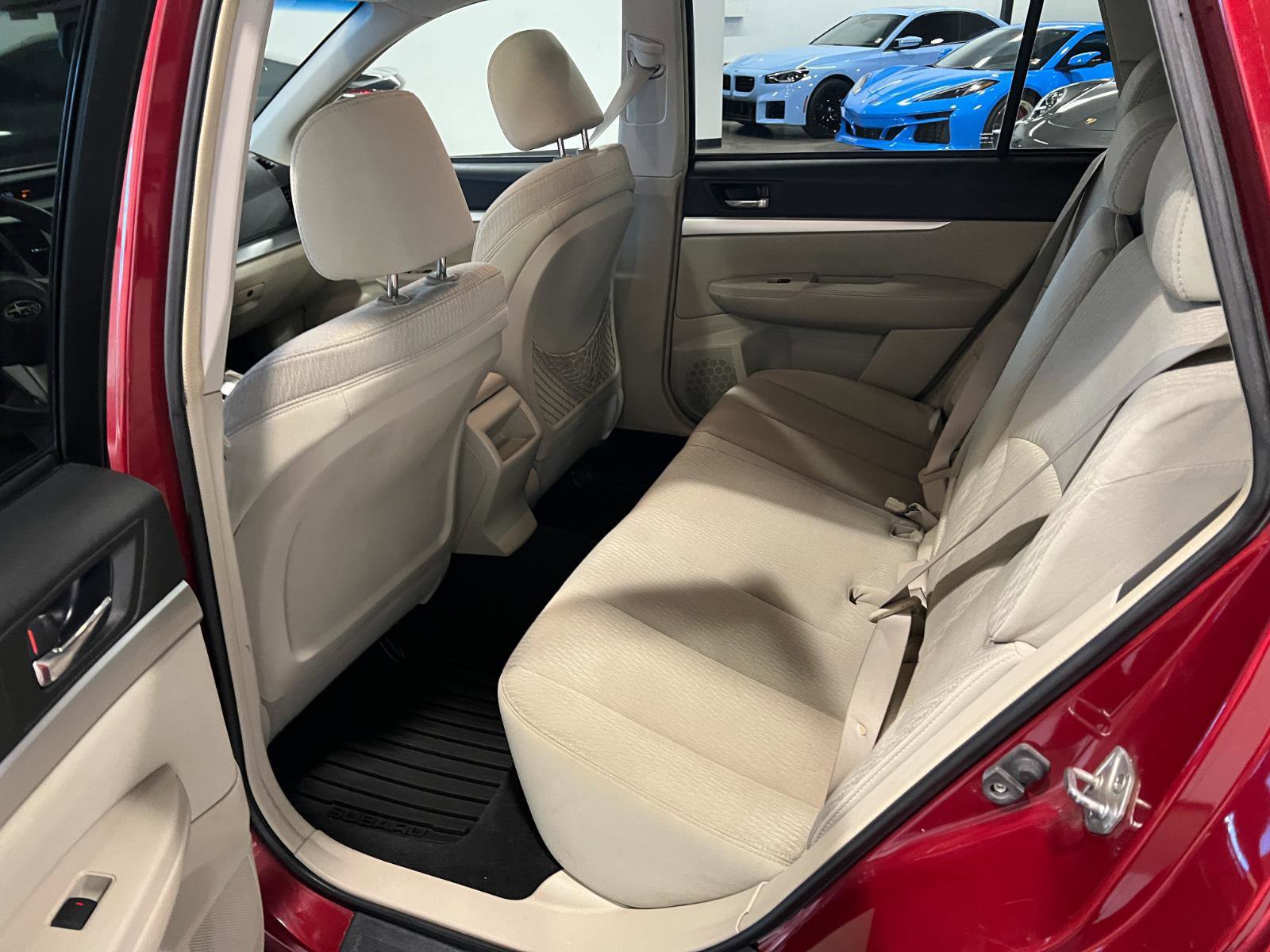 Used 2011 Subaru Outback 2.5i Premium image 30