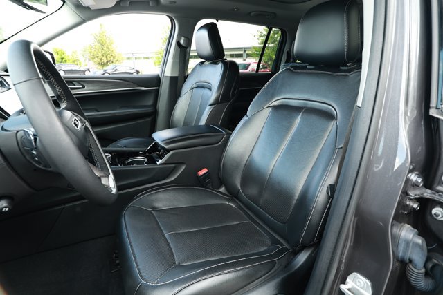 Used 2023 Jeep Grand Cherokee L Limited w/ Luxury Tech Group II AWD/4WD image 29