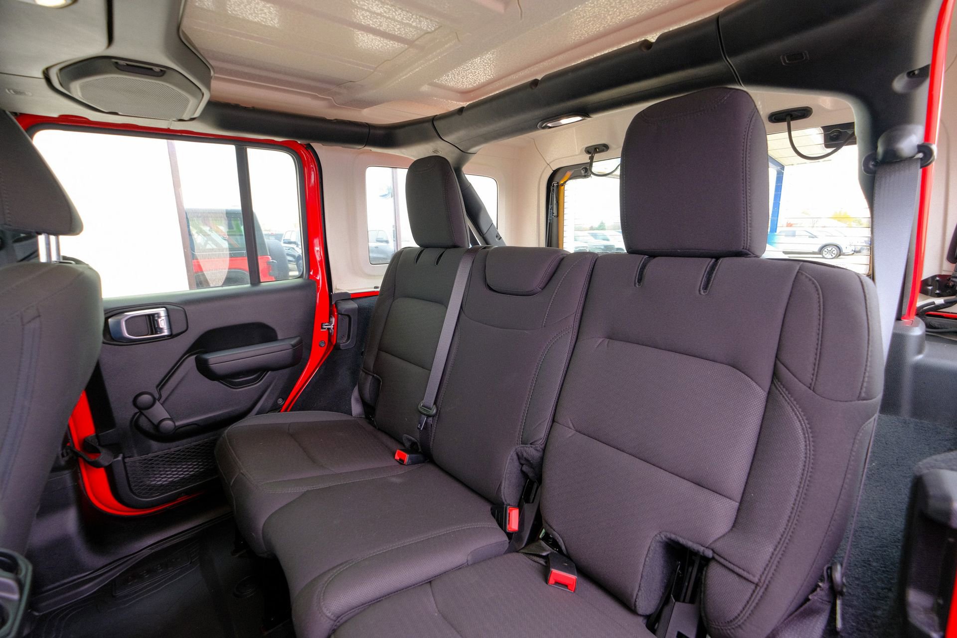 Used 2022 Jeep Wrangler Unlimited Sport image 34