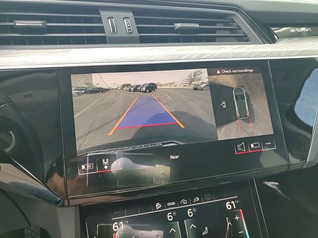 Used 2021 Audi e-tron Premium w/ Convenience Plus Package image 24