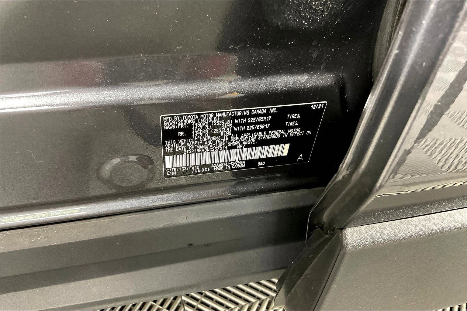 Used 2022 Toyota RAV4 XLE w/ Convenience Package image 19