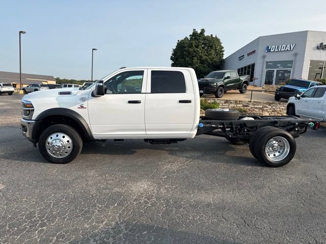 New 2026 RAM 4500 Tradesman w/ Chrome Appearance Group AWD/4WD image 2