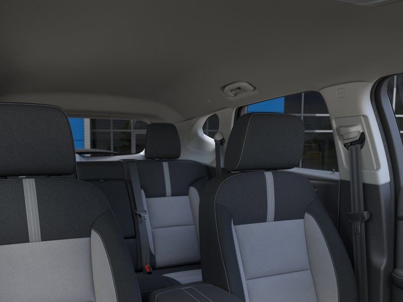 New 2025 Chevrolet Blazer LT FWD image 24