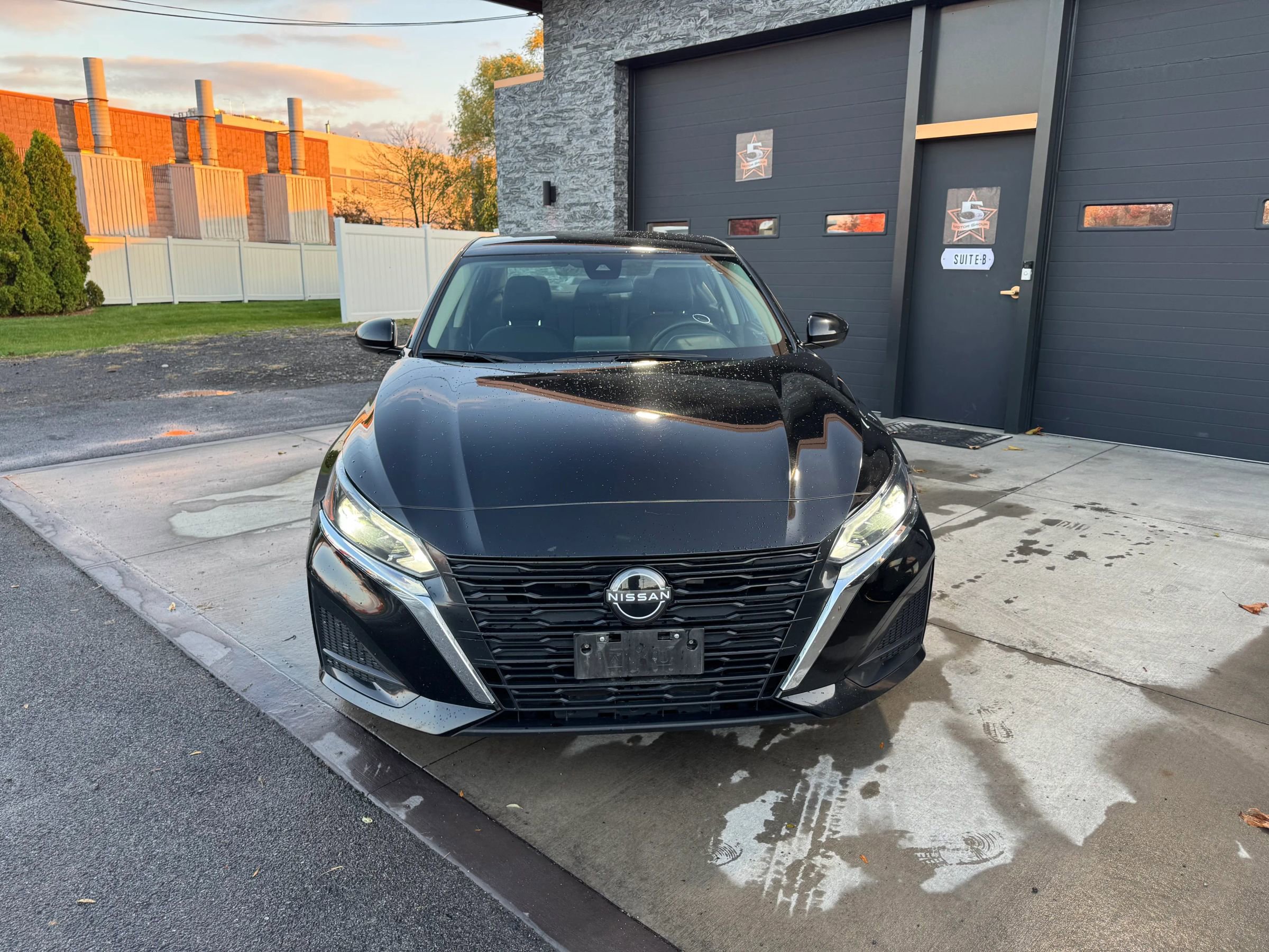 Used 2023 Nissan Altima 2.5 SV image 5