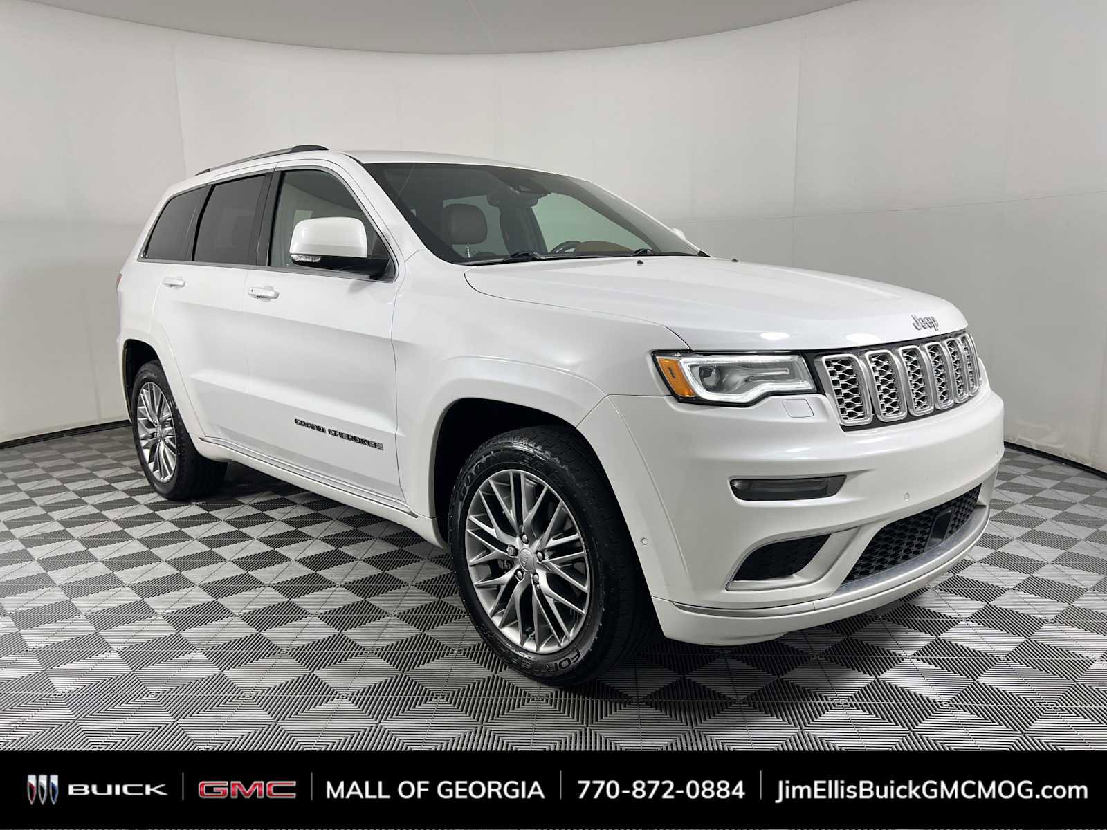 Used 2017 Jeep Grand Cherokee Summit w/ Platinum Series Group