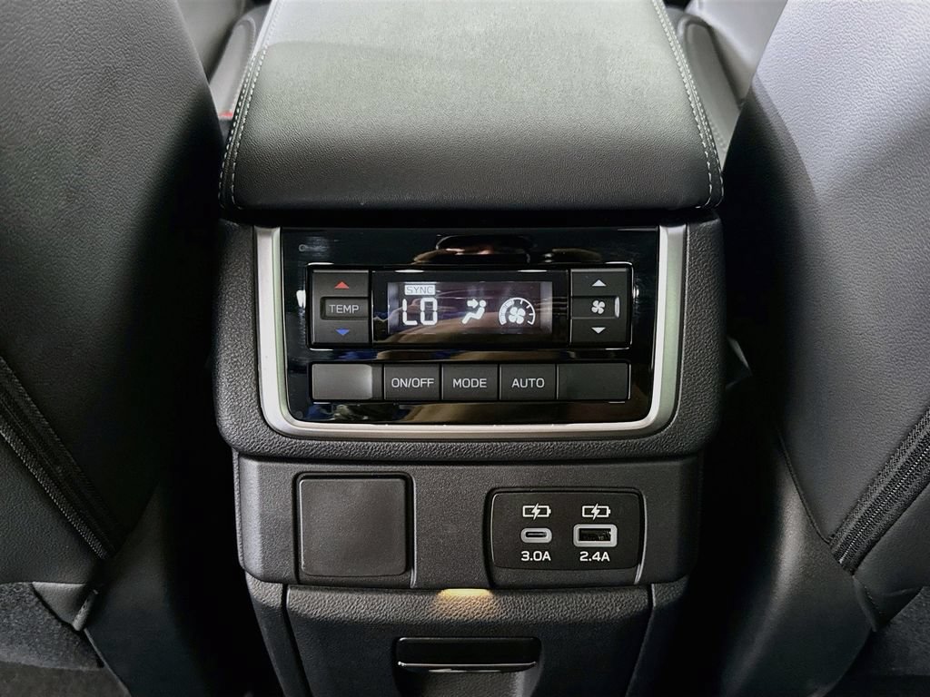 Used 2026 Subaru Ascent Premium AWD/4WD image 24