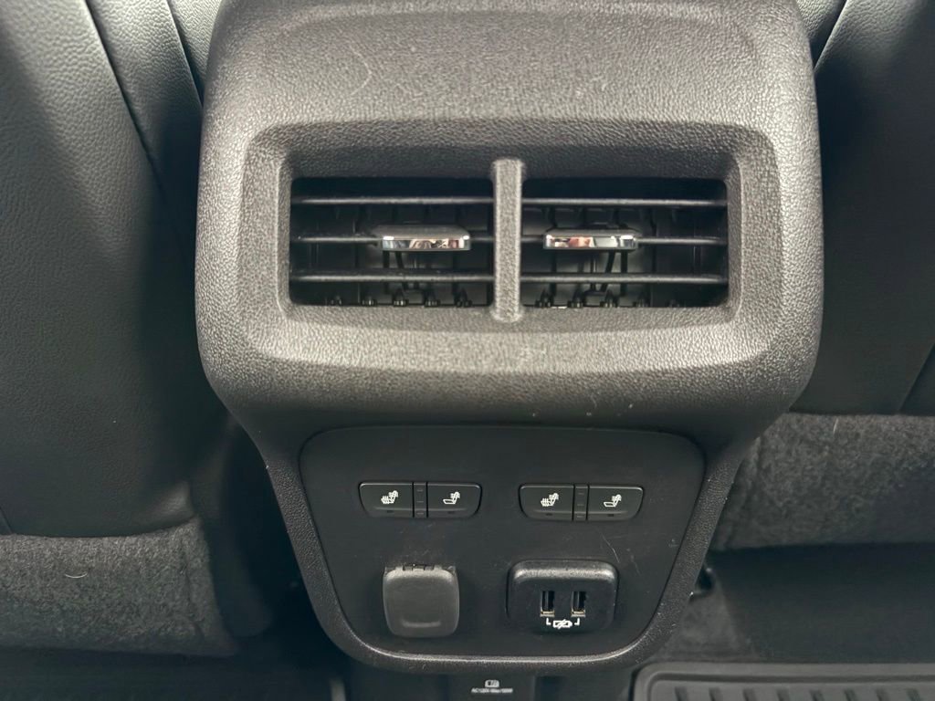 Used 2018 Chevrolet Equinox Premier image 15