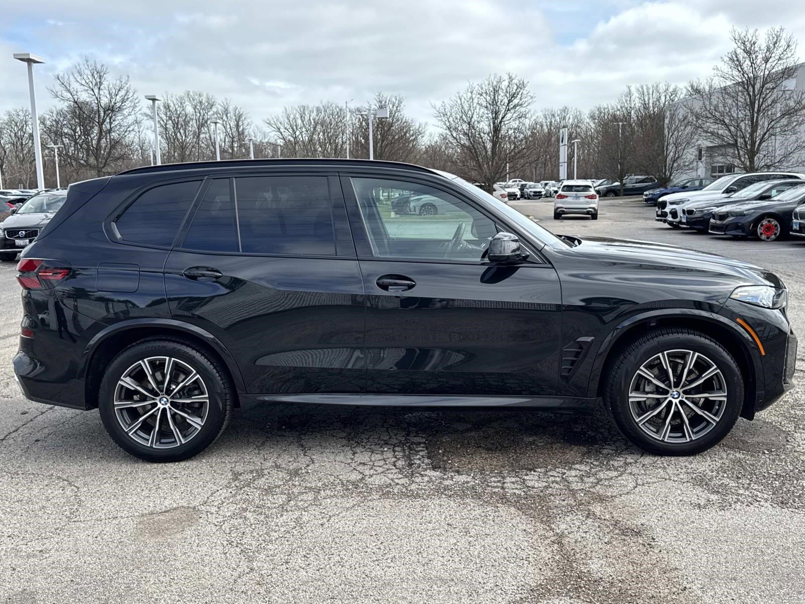 Certified 2025 BMW X5 xDrive40i w/ M Sport Package image 4
