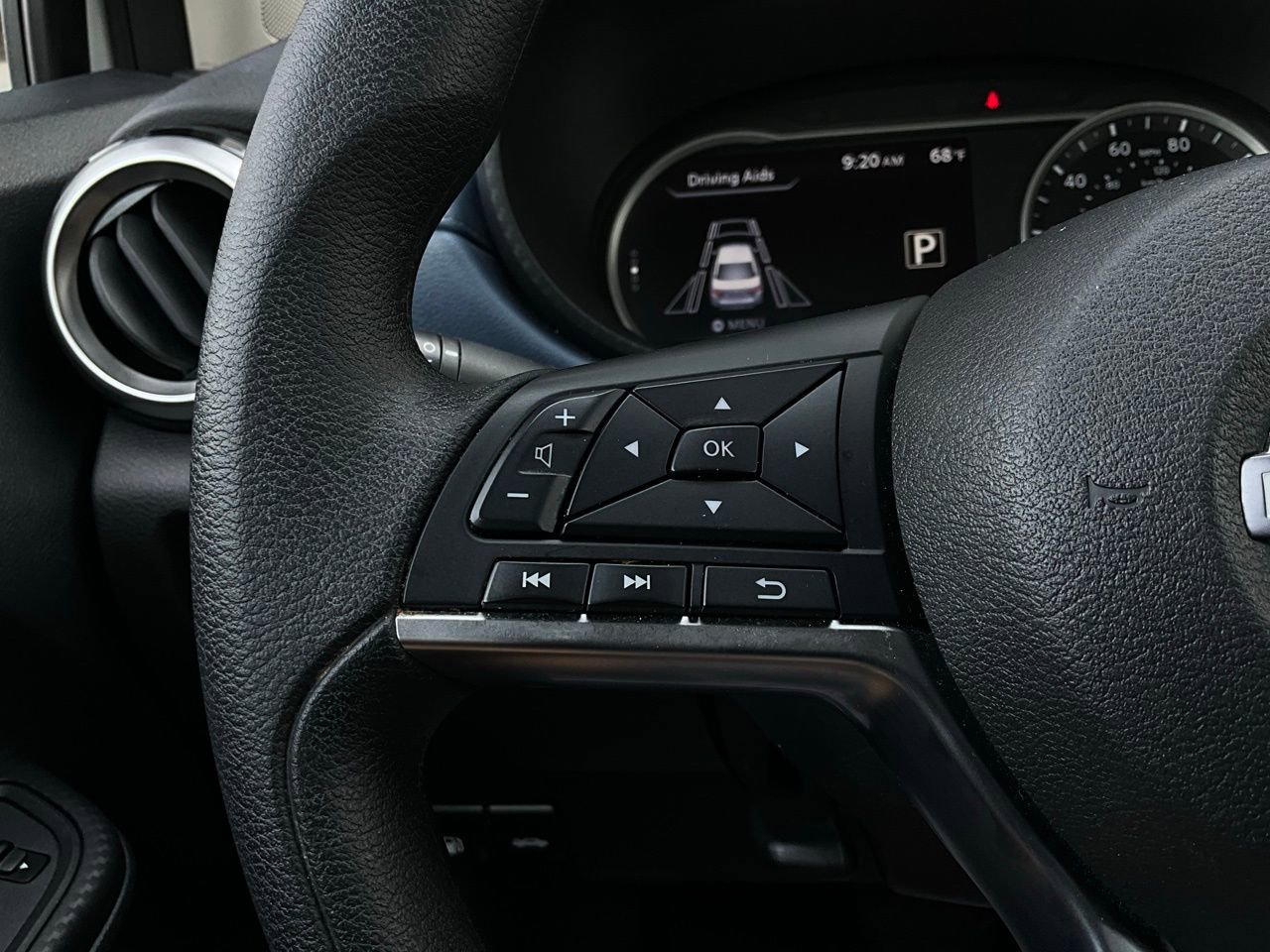 Used 2025 Nissan Versa SV image 29