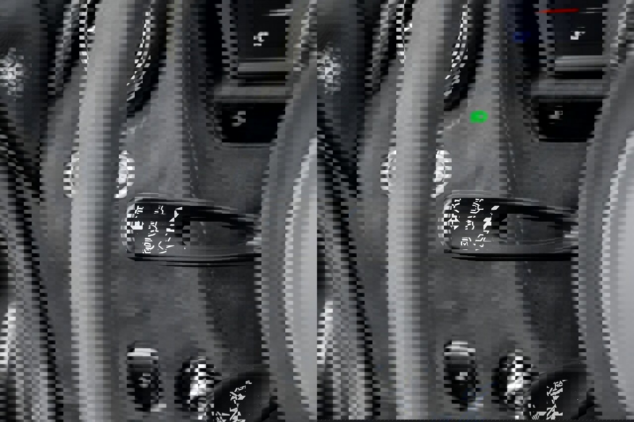 Used 2019 McLaren 720S Performance image 31