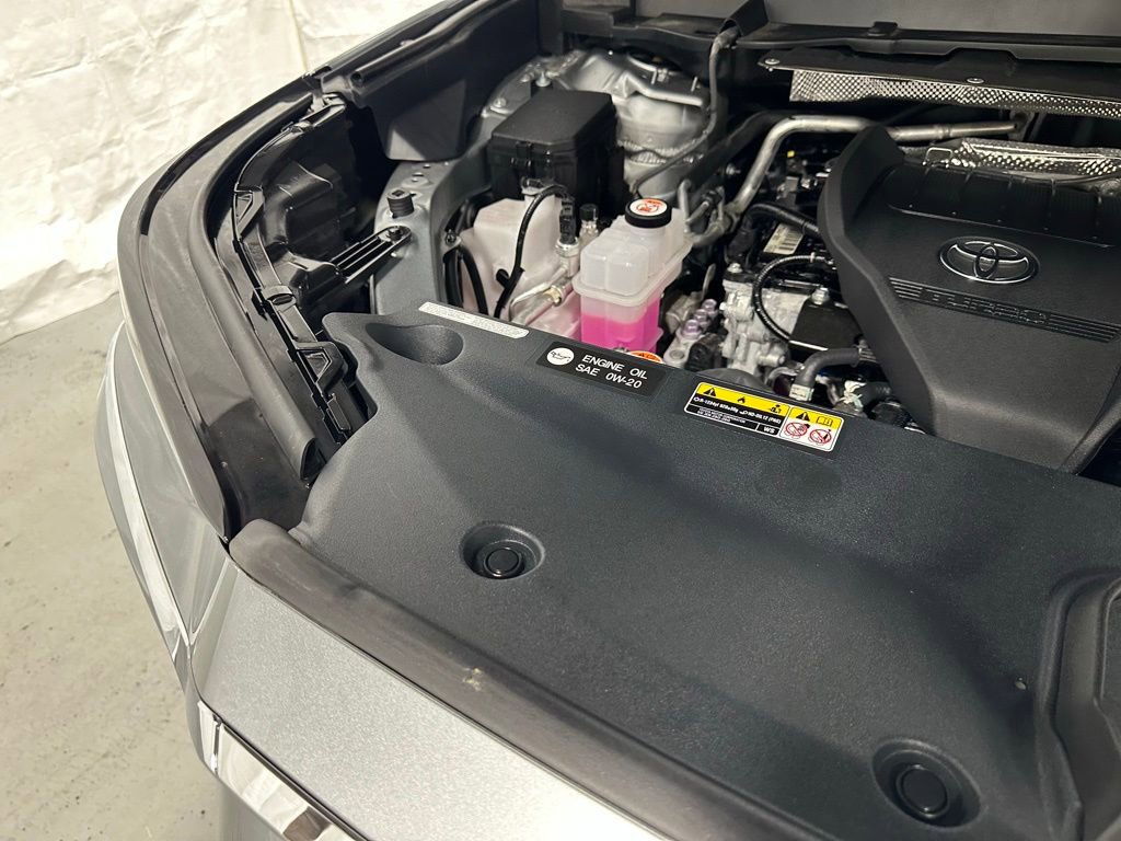 Used 2025 Toyota Grand Highlander AWD image 71