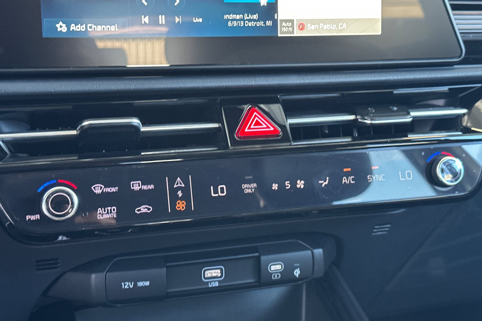 New 2026 Kia Niro FWD image 20