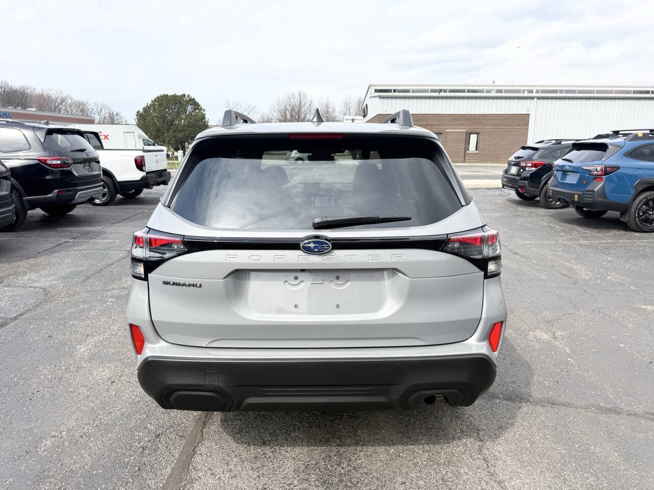 Used 2025 Subaru Forester Premium AWD/4WD image 7