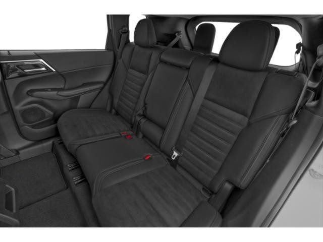 Used 2023 Mitsubishi Outlander SE FWD image 16
