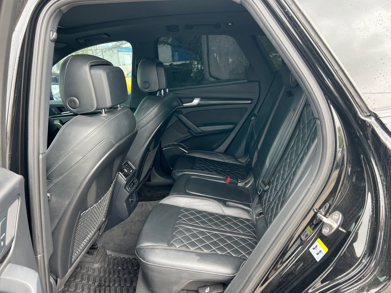 Used 2018 Audi SQ5 Premium Plus w/ S Sport Package AWD/4WD image 28