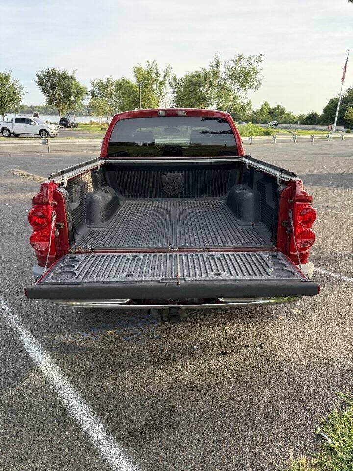 Used 2008 Dodge Dakota Laramie w/ Mopar Chrome Edition Group AWD/4WD image 7