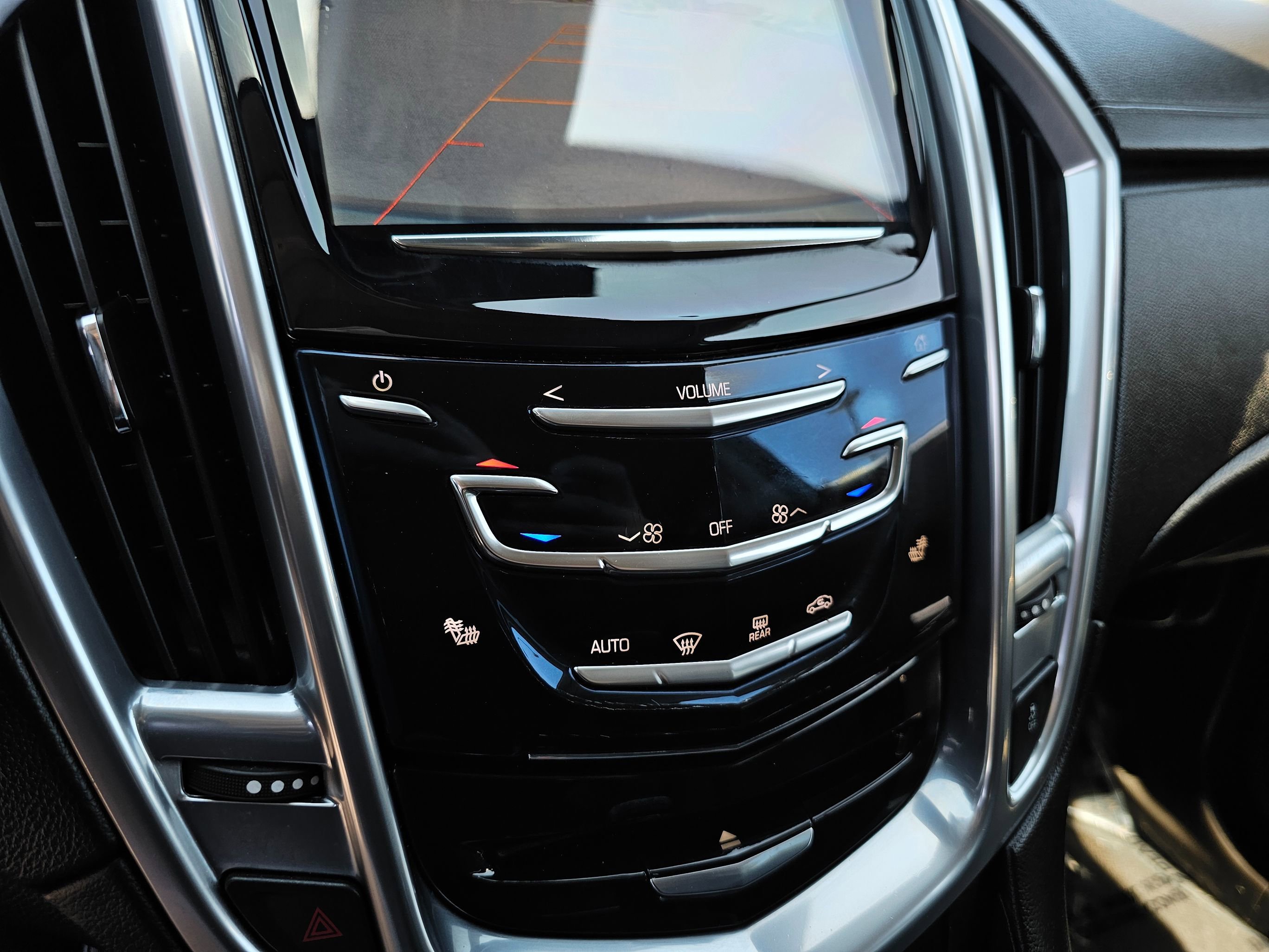 Used 2014 Cadillac SRX Performance w/ Driver Awareness Package FWD image 31