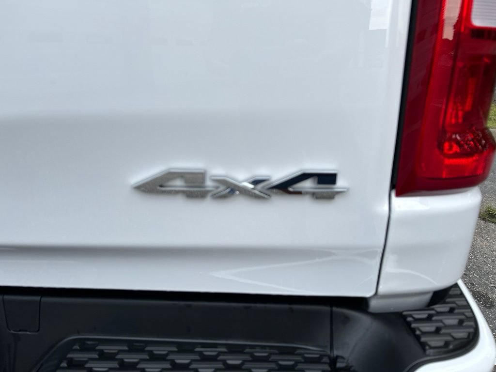 Used 2026 RAM 1500 Laramie AWD/4WD image 7