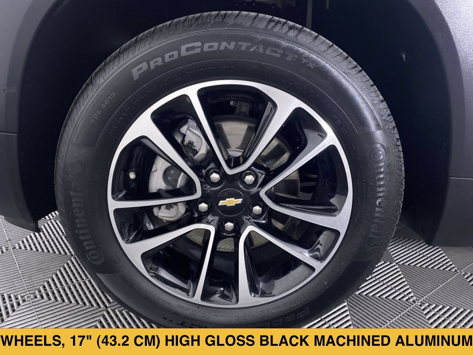 Certified 2025 Chevrolet TrailBlazer LT w/ LT Cold Weather Package FWD image 14