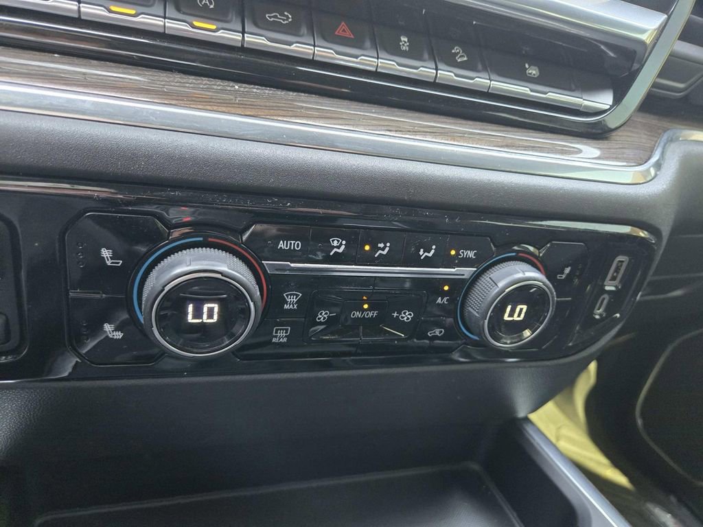 Used 2022 Chevrolet Silverado 1500 LT Trail Boss w/ LT Trail Boss Premium Package image 32