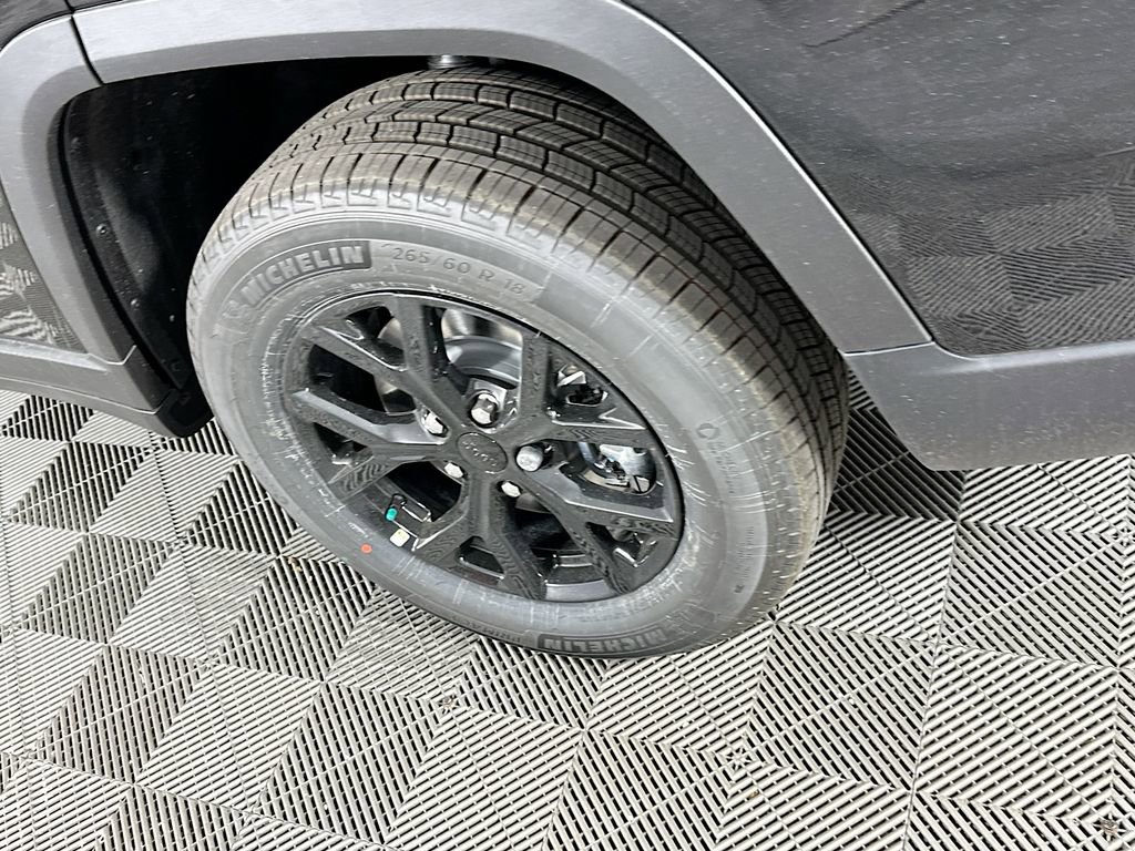 New 2026 Jeep Grand Cherokee L 4WD image 40