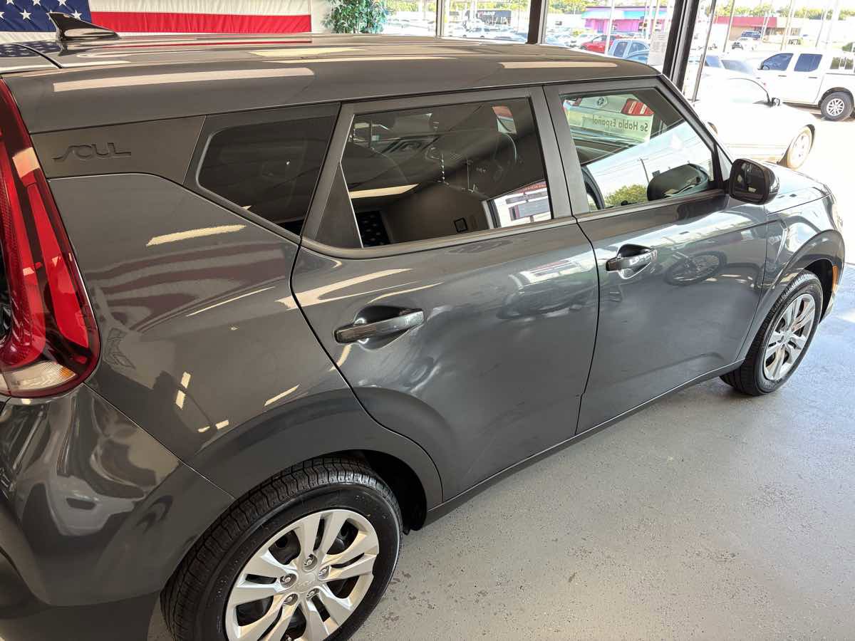 Used 2022 Kia Soul LX FWD image 50