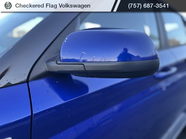 Used 2021 Hyundai Venue SE image 2