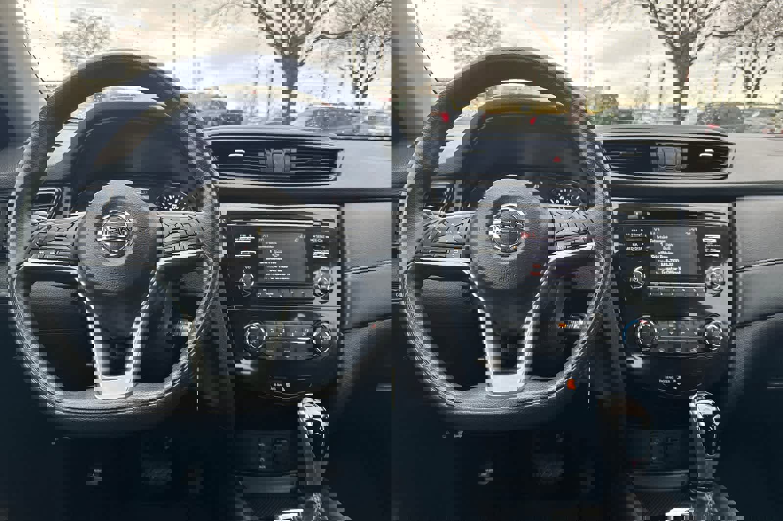 Used 2017 Nissan Rogue S image 14