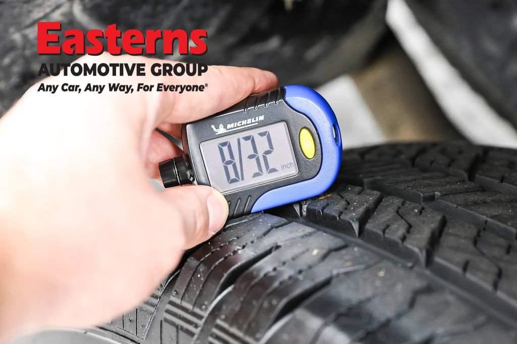 Used 2024 Toyota 4Runner SR5 AWD/4WD image 25