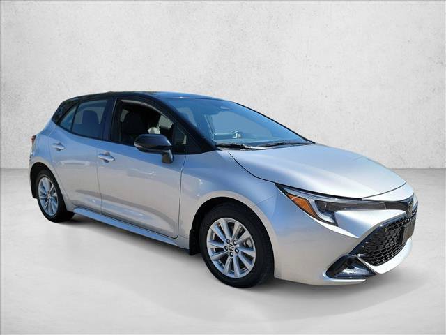 Used 2023 Toyota Corolla SE FWD image 3