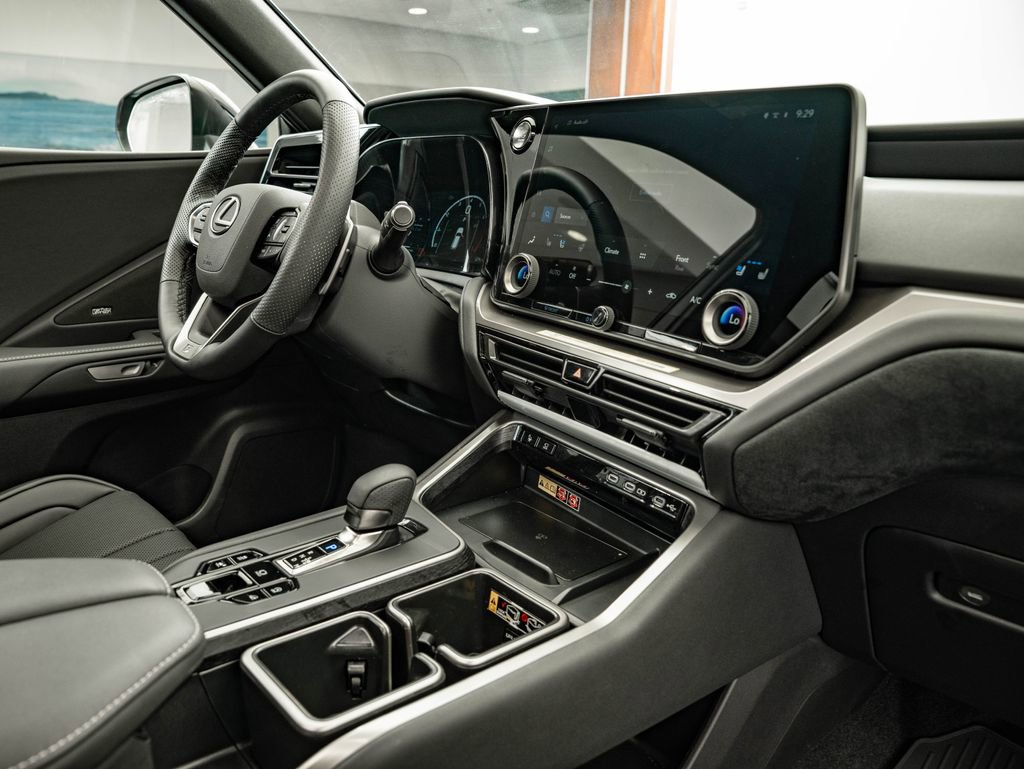 Certified 2025 Lexus TX 350 AWD w/ Technology Package image 51
