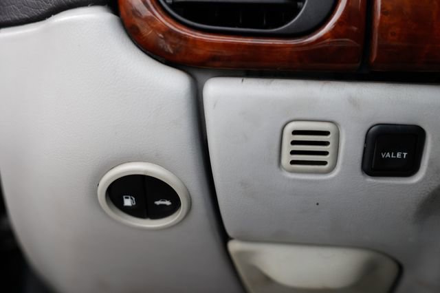 Used 2003 Jaguar XK8 Convertible image 45