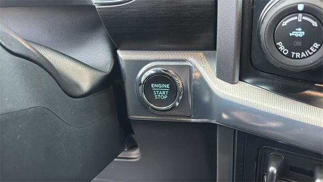 New 2026 Ford F150 Lariat w/ Equipment Group 502A High image 13