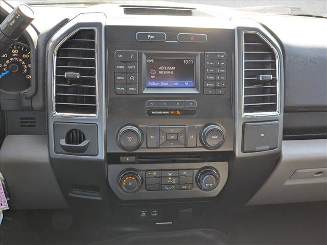 Used 2015 Ford F150 XLT w/ Trailer Tow Package RWD image 9