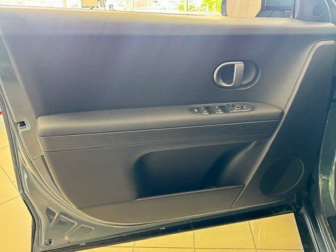 New 2026 Hyundai Ioniq 5 SEL image 8