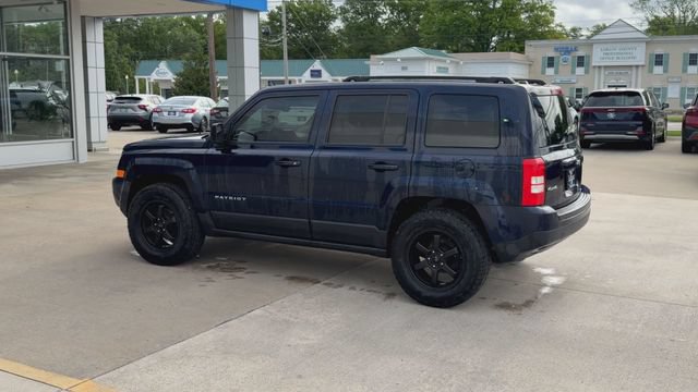 Used 2016 Jeep Patriot Sport w/ Power Value Group AWD/4WD image 7