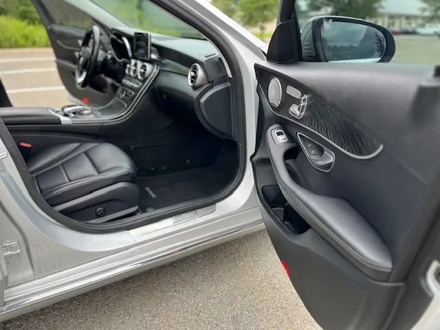 Used 2016 Mercedes-Benz C 300 Sedan image 18