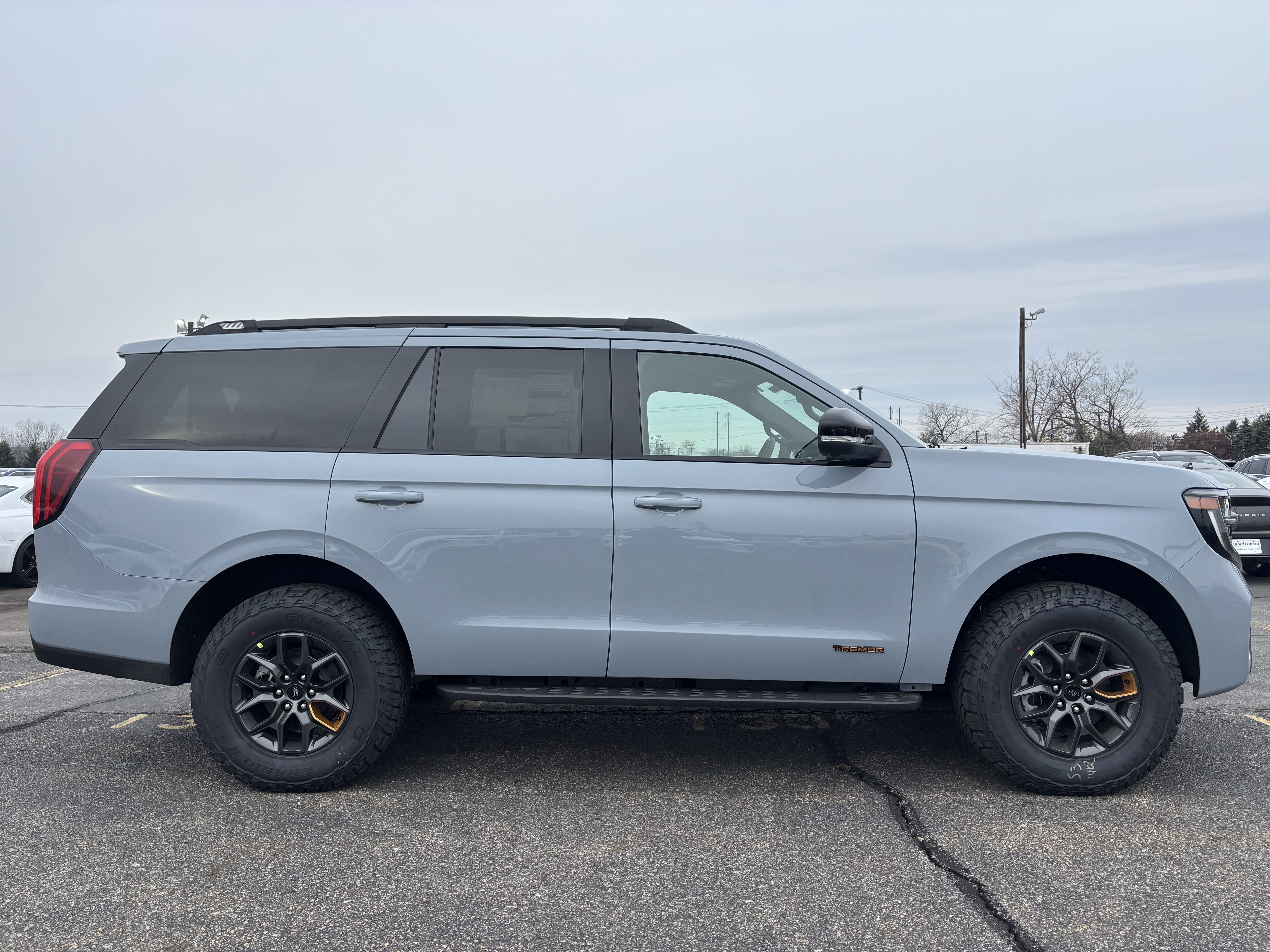 New 2025 Ford Expedition Tremor image 9