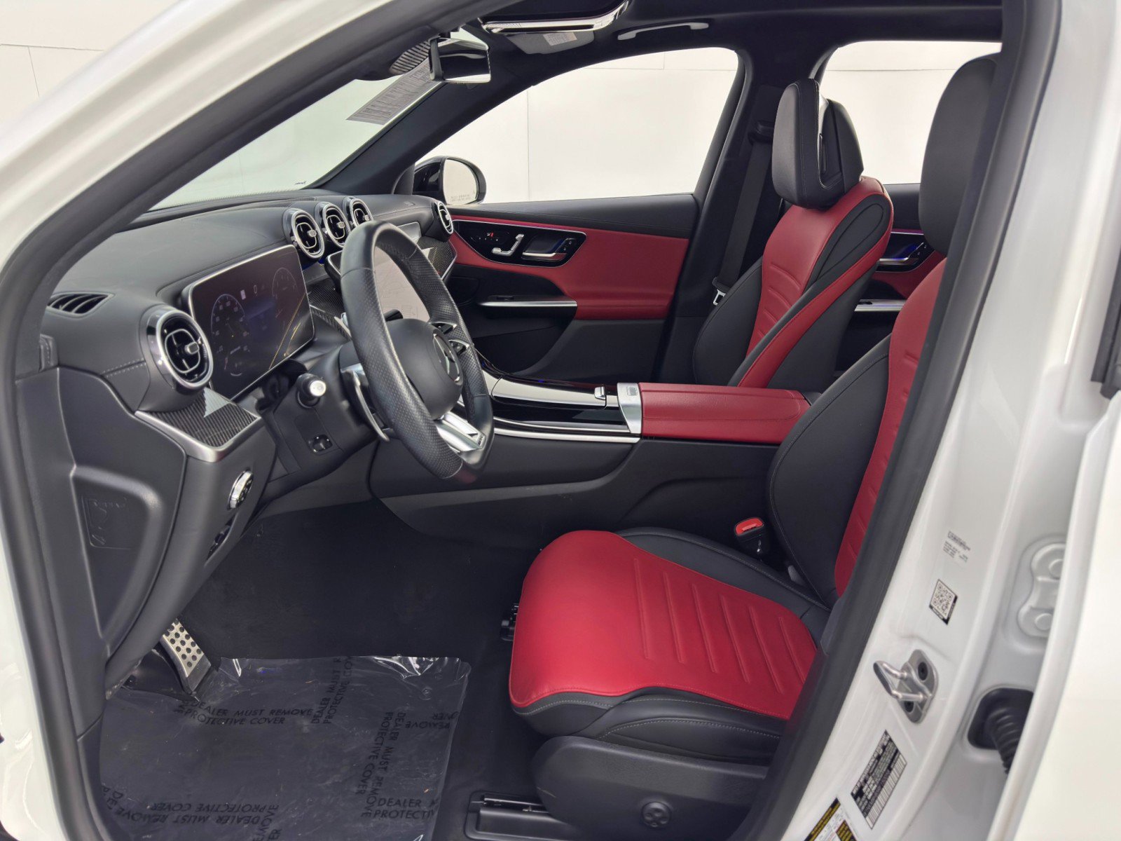 Used 2024 Mercedes-Benz GLC 43 AMG 4MATIC image 17