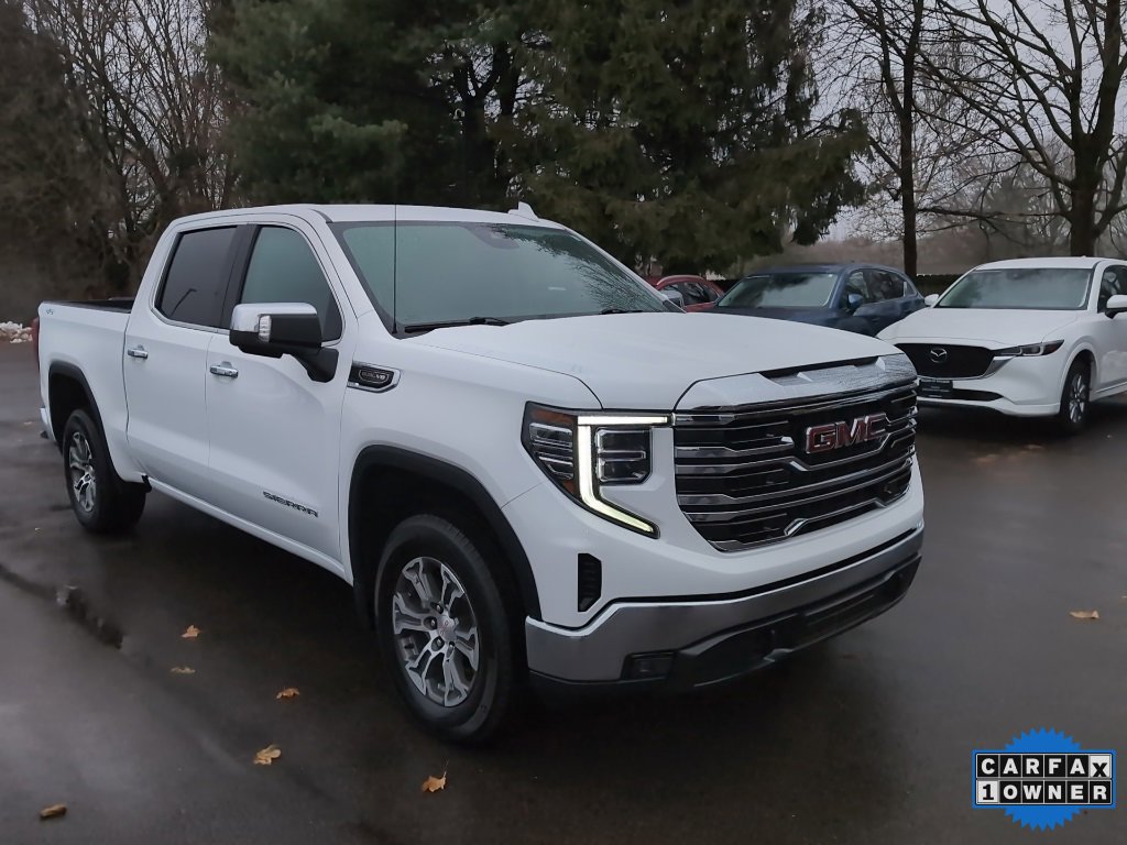 Used 2025 GMC Sierra 1500 SLT image 2