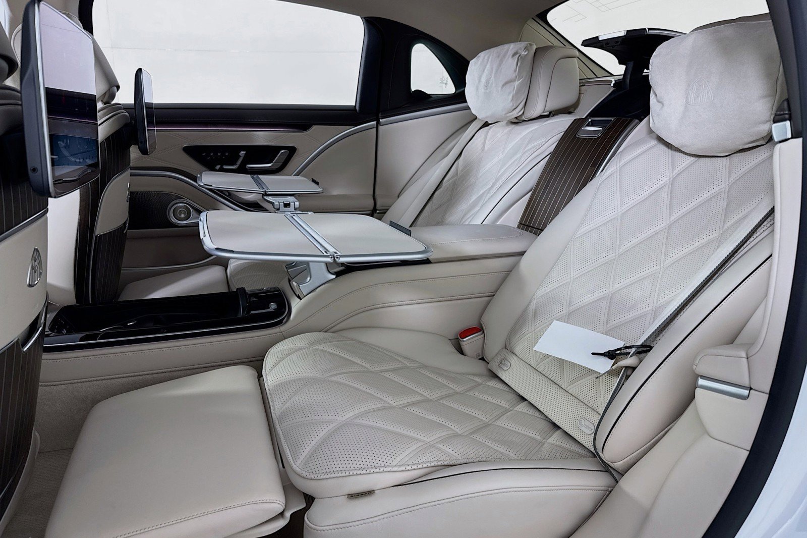 New 2026 Mercedes-Benz Maybach S 580 4MATIC image 8