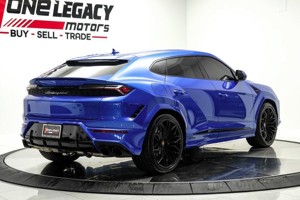 Used 2025 Lamborghini Urus SE AWD/4WD image 6