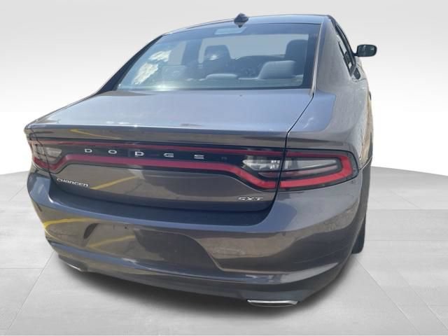 Used 2017 Dodge Charger SXT RWD image 9