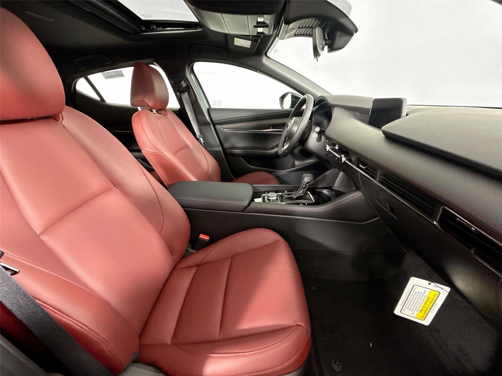 New 2026 MAZDA MAZDA3 Carbon image 39