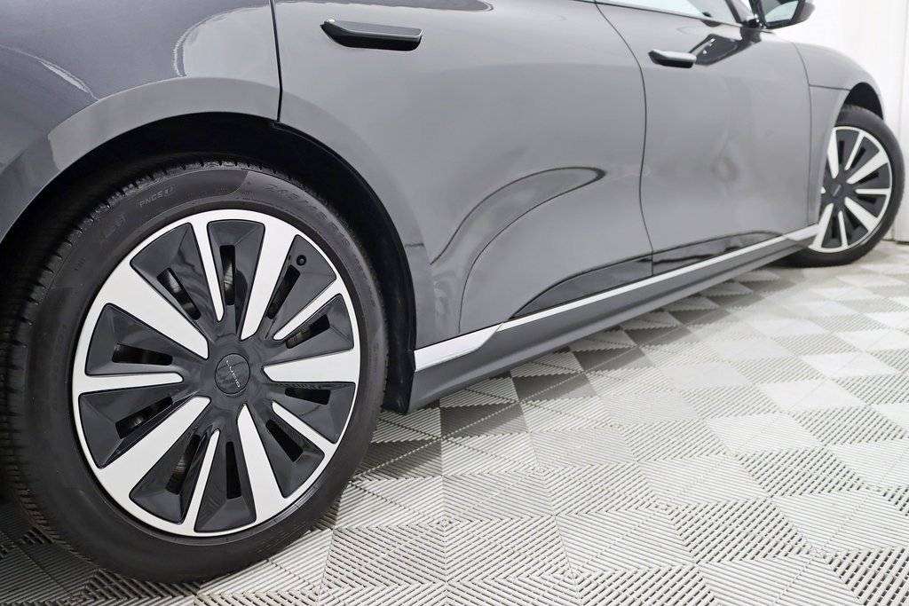 Used 2022 Lucid Air Grand Touring image 11