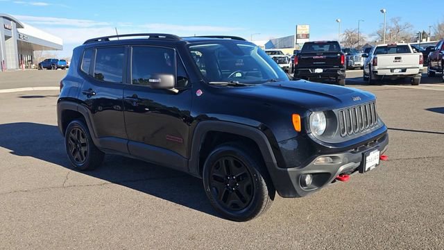 Used 2018 Jeep Renegade Trailhawk w/ UConnect 8.4 Nav Group image 6