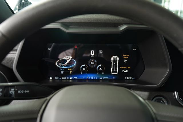 Used 2024 Chevrolet Colorado Trail Boss w/ Technology Package image 21