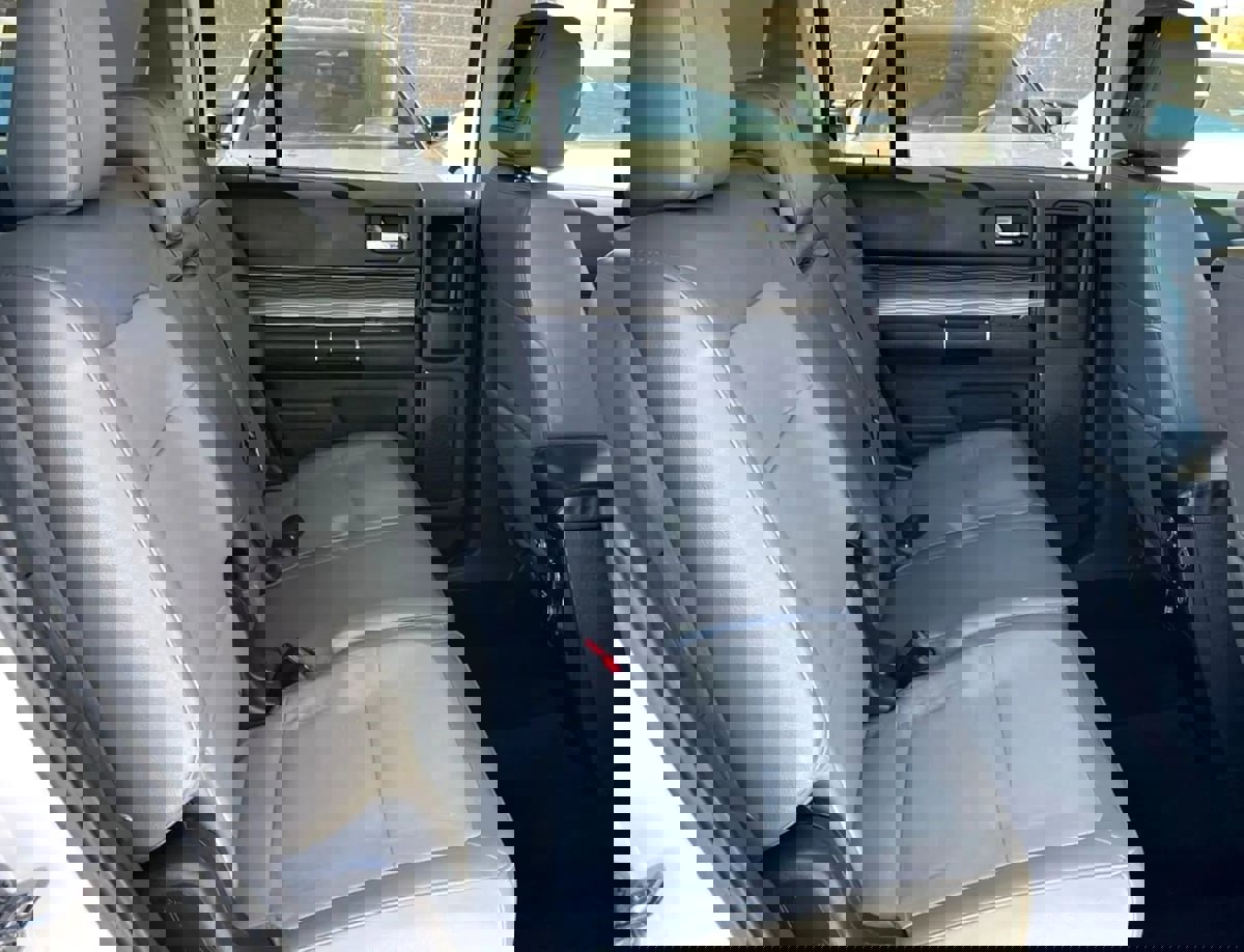 Used 2018 Ford Flex SEL w/ Equipment Group 202A image 47